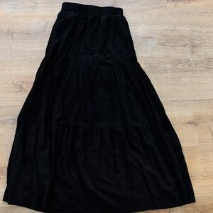 Elegant Black Women's Skirt
